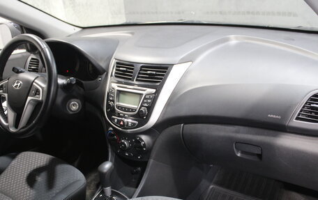 Hyundai Solaris II рестайлинг, 2011 год, 685 000 рублей, 4 фотография
