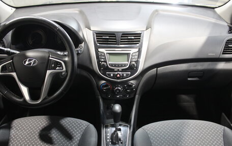 Hyundai Solaris II рестайлинг, 2011 год, 685 000 рублей, 6 фотография