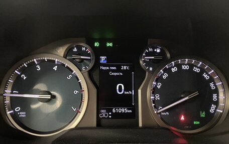 Toyota Land Cruiser Prado 150 рестайлинг 2, 2020 год, 6 700 000 рублей, 12 фотография