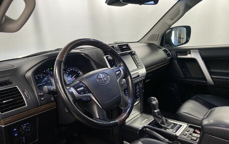 Toyota Land Cruiser Prado 150 рестайлинг 2, 2020 год, 6 700 000 рублей, 9 фотография