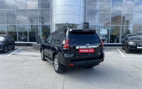 Toyota Land Cruiser Prado 150 рестайлинг 2, 2020 год, 6 700 000 рублей, 7 фотография