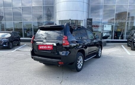 Toyota Land Cruiser Prado 150 рестайлинг 2, 2020 год, 6 700 000 рублей, 5 фотография