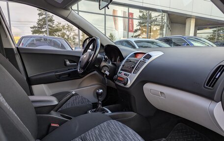 KIA cee'd I рестайлинг, 2009 год, 555 000 рублей, 22 фотография