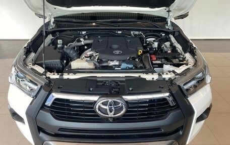 Toyota Hilux VIII, 2023 год, 8 600 000 рублей, 3 фотография
