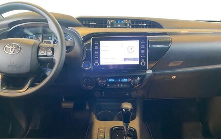 Toyota Hilux VIII, 2023 год, 8 600 000 рублей, 15 фотография