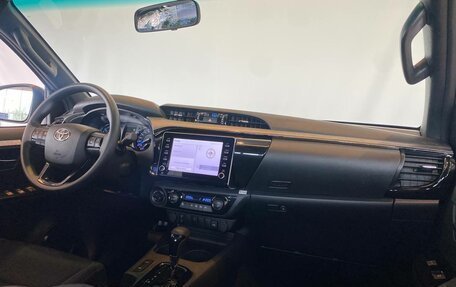 Toyota Hilux VIII, 2023 год, 8 600 000 рублей, 27 фотография