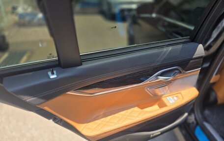 BMW 7 серия, 2022 год, 6 540 000 рублей, 9 фотография