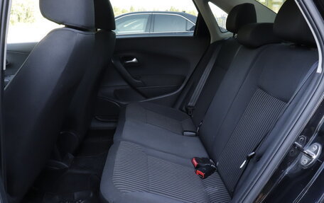 Volkswagen Polo VI (EU Market), 2011 год, 748 000 рублей, 19 фотография