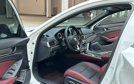 Honda Inspire, 2022 год, 2 150 000 рублей, 6 фотография