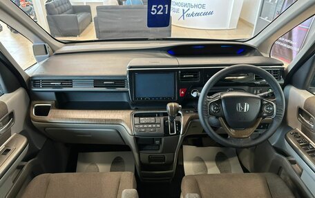 Honda Stepwgn IV, 2015 год, 1 899 000 рублей, 16 фотография