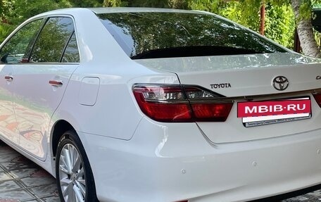 Toyota Camry, 2015 год, 1 700 000 рублей, 5 фотография