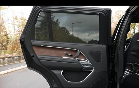 Land Rover Range Rover IV рестайлинг, 2022 год, 14 500 000 рублей, 6 фотография