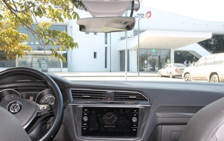 Volkswagen Tiguan II, 2019 год, 2 400 000 рублей, 10 фотография