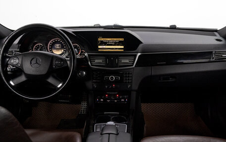 Mercedes-Benz E-Класс, 2012 год, 1 800 000 рублей, 20 фотография