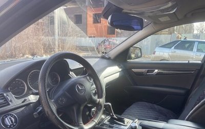 Mercedes-Benz C-Класс, 2008 год, 700 000 рублей, 1 фотография
