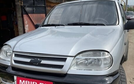 Chevrolet Niva I рестайлинг, 2006 год, 270 000 рублей, 1 фотография