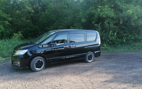 Nissan Serena IV, 2012 год, 1 150 000 рублей, 2 фотография