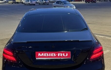 Mercedes-Benz E-Класс, 2020 год, 4 150 000 рублей, 6 фотография
