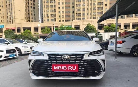Toyota Avalon, 2022 год, 1 995 014 рублей, 2 фотография