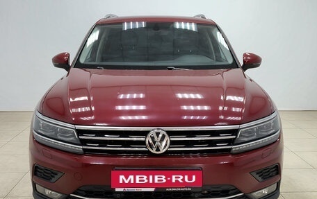 Volkswagen Tiguan II, 2017 год, 2 490 000 рублей, 2 фотография