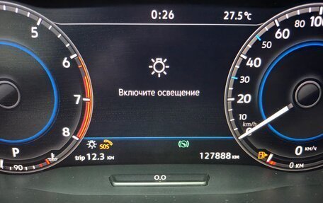 Volkswagen Tiguan II, 2017 год, 2 490 000 рублей, 17 фотография