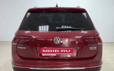 Volkswagen Tiguan II, 2017 год, 2 490 000 рублей, 5 фотография