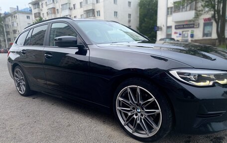 BMW 3 серия, 2019 год, 2 630 000 рублей, 5 фотография