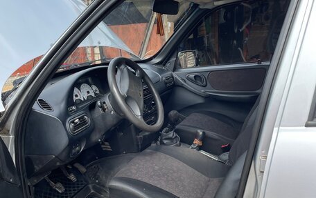 Chevrolet Niva I рестайлинг, 2006 год, 270 000 рублей, 10 фотография