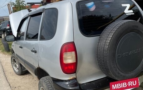 Chevrolet Niva I рестайлинг, 2006 год, 270 000 рублей, 2 фотография