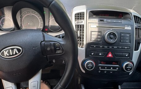 KIA cee'd I рестайлинг, 2010 год, 830 000 рублей, 2 фотография