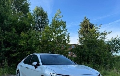 Toyota Camry, 2019 год, 2 600 000 рублей, 1 фотография