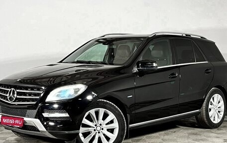 Mercedes-Benz M-Класс, 2012 год, 1 980 000 рублей, 1 фотография