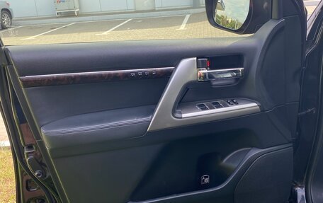 Toyota Land Cruiser 200, 2013 год, 3 350 000 рублей, 30 фотография