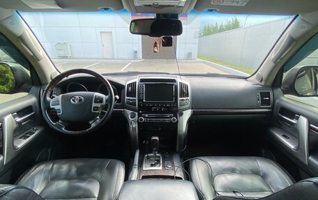 Toyota Land Cruiser 200, 2013 год, 3 350 000 рублей, 35 фотография
