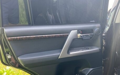 Toyota Land Cruiser 200, 2013 год, 3 350 000 рублей, 32 фотография