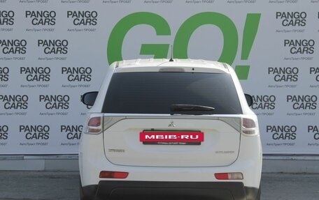 Mitsubishi Outlander III рестайлинг 3, 2013 год, 1 145 000 рублей, 7 фотография