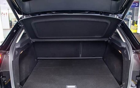 Volkswagen Teramont I, 2021 год, 3 000 000 рублей, 19 фотография