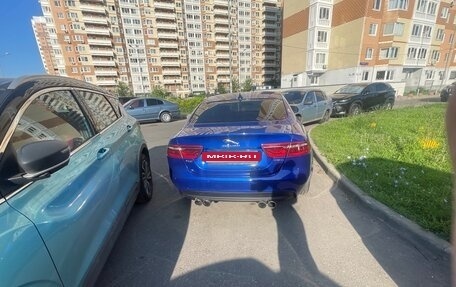 Jaguar XE I рестайлинг, 2017 год, 1 850 000 рублей, 3 фотография