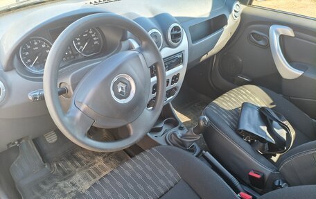 Renault Logan I, 2013 год, 555 000 рублей, 6 фотография