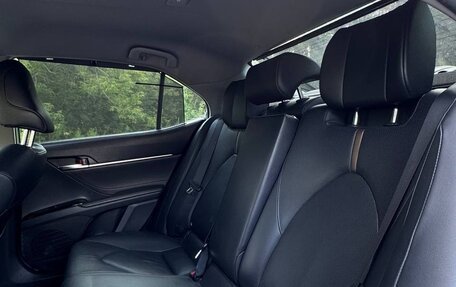 Toyota Camry, 2019 год, 2 600 000 рублей, 9 фотография