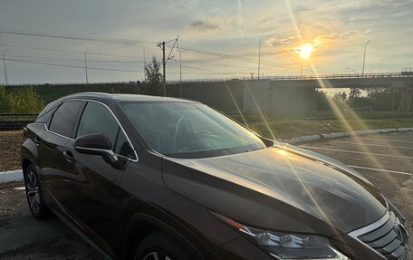 Lexus RX IV рестайлинг, 2018 год, 4 400 000 рублей, 6 фотография