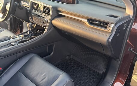 Lexus RX IV рестайлинг, 2018 год, 4 400 000 рублей, 10 фотография