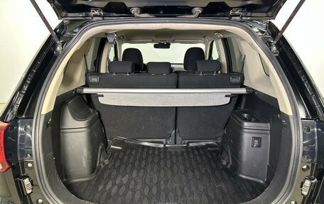 Mitsubishi Outlander III рестайлинг 3, 2017 год, 1 875 600 рублей, 20 фотография
