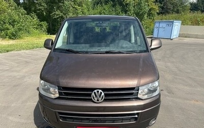 Volkswagen Multivan T5, 2010 год, 2 000 000 рублей, 1 фотография