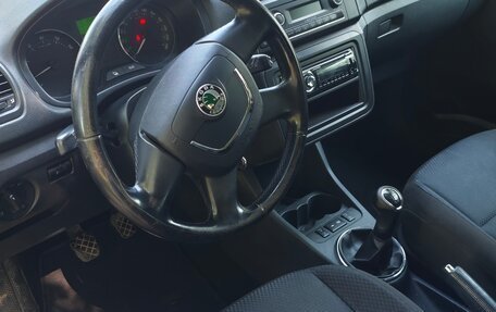 Skoda Fabia II, 2010 год, 675 000 рублей, 5 фотография
