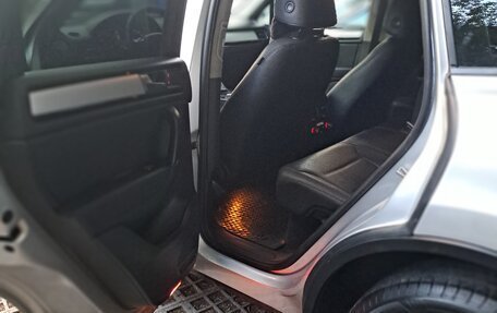 Volkswagen Touareg III, 2010 год, 1 600 000 рублей, 16 фотография