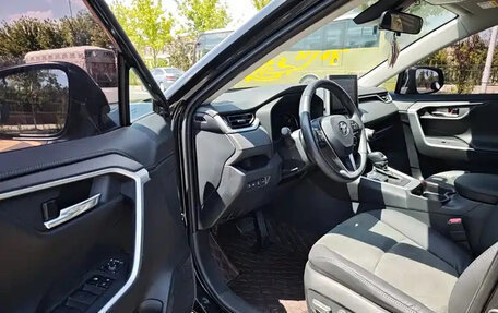 Toyota RAV4, 2022 год, 2 975 111 рублей, 4 фотография