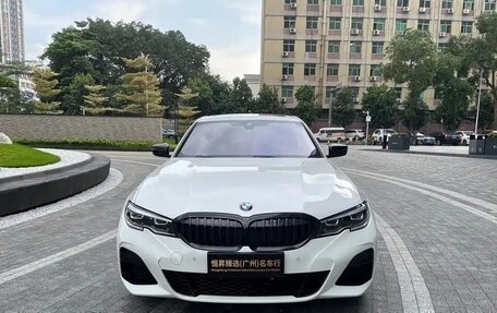 BMW 5 серия, 2021 год, 3 280 000 рублей, 2 фотография