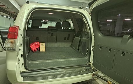 Toyota Land Cruiser Prado 150 рестайлинг 2, 2009 год, 2 800 000 рублей, 7 фотография