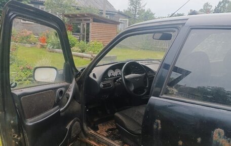 Chevrolet Niva I рестайлинг, 2006 год, 120 000 рублей, 3 фотография